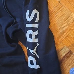 Paris Saint Germain x Jordon Size XL
